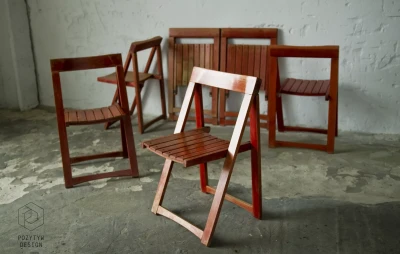 Zestaw czerwonych składanych krzeseł Aldo Jacober lata 60